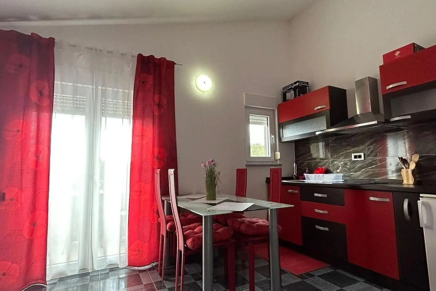 Family Friendly Apartments With A Swimming Pool Pula - 22040 0*,